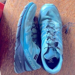 Salomon vibe gortex running shoe women’s